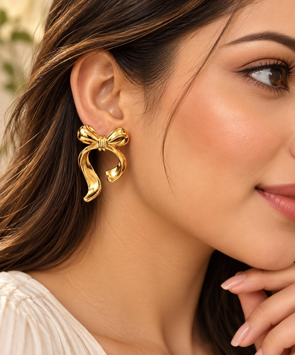Golden Stud Earrings Set