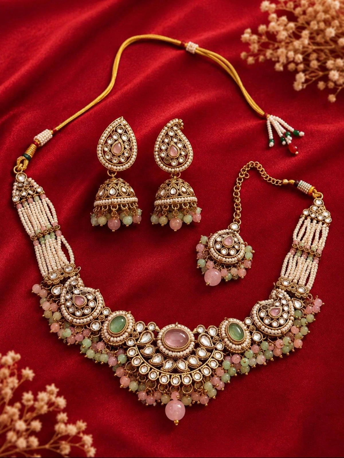 Kundan chokar set with maang tikka