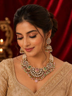 Kundan chokar set with maang tikka