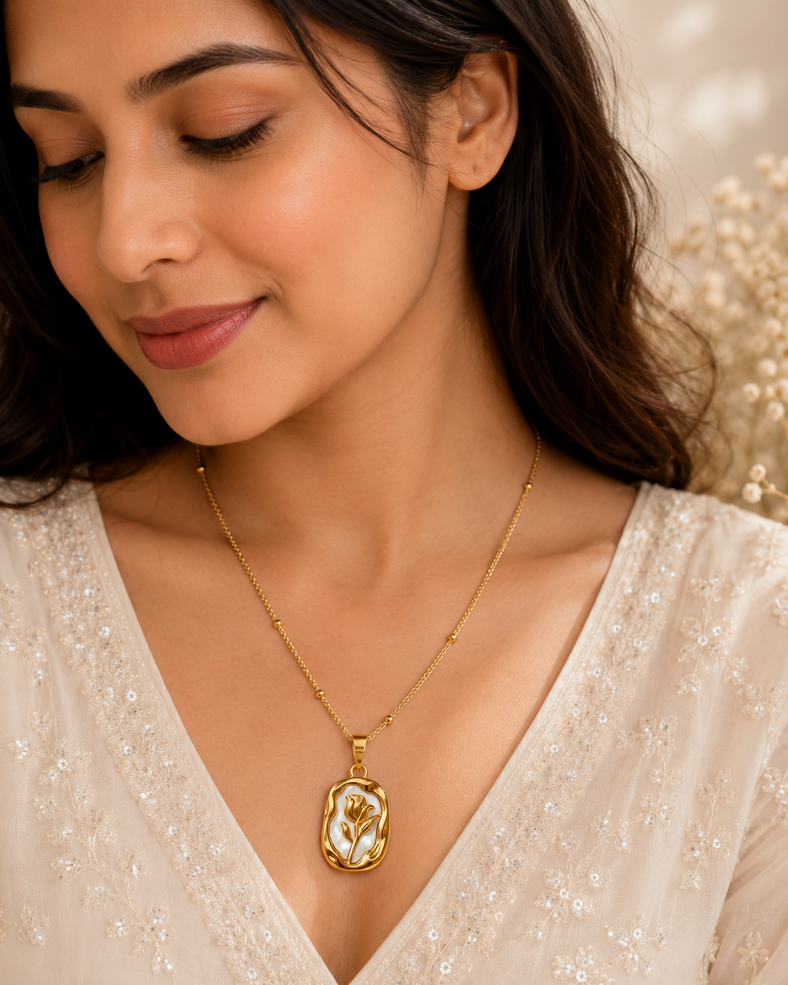 Rose pendent